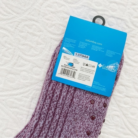 Columbia Women's Medium Weight‎ Fleece Crew Socks, Black Cherry - Picture 2 of 3